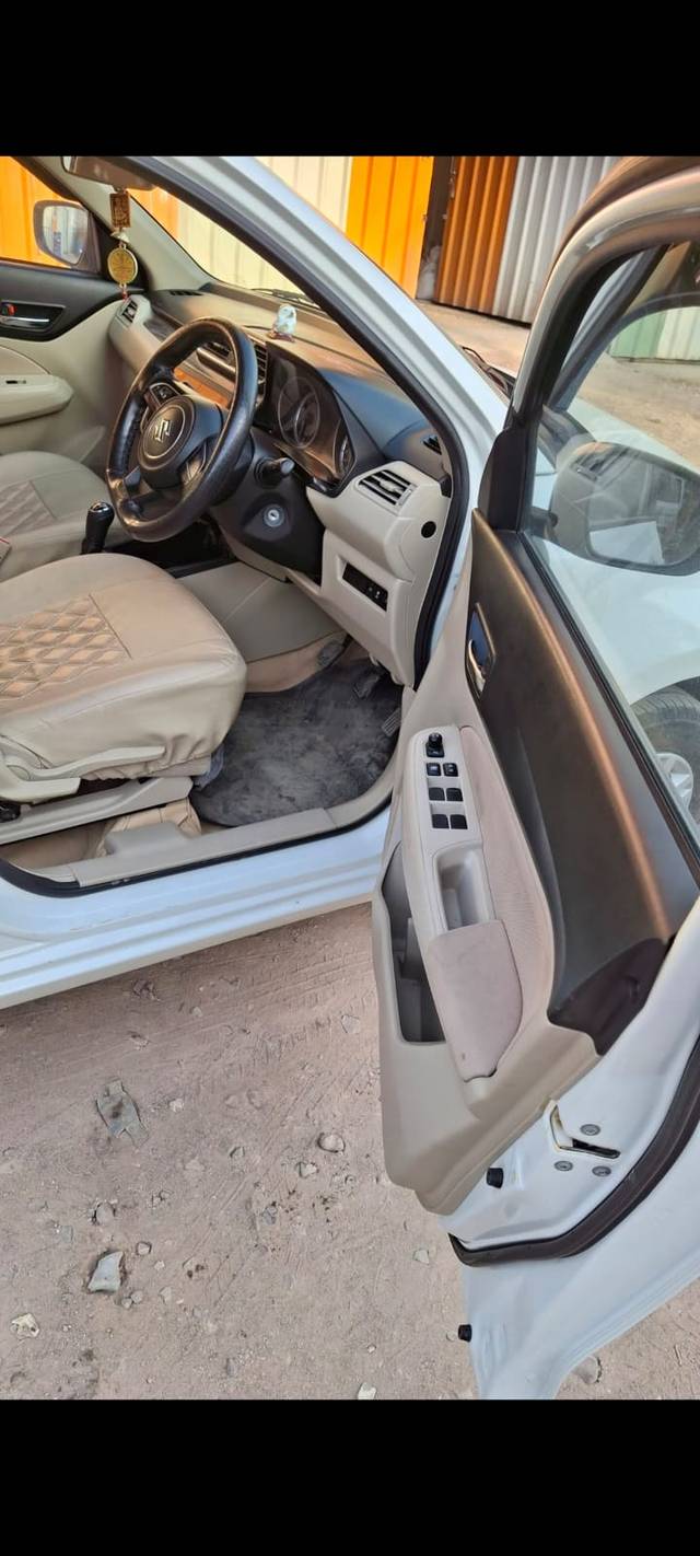 https://images10.gaadi.com/usedcar_image/4564777/original/7db15e1adef07b34fa2e3ac63d9e5338.jpeg?imwidth=6402