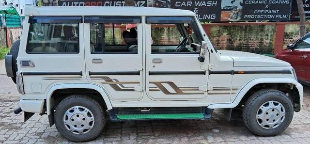 https://images10.gaadi.com/usedcar_image/4564796/original/processed_3f73f7915e293f0a686256cca8d1f502.jpg?imwidth=6401