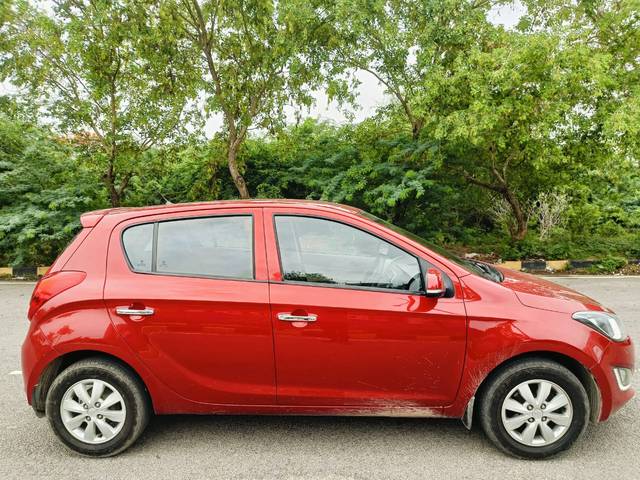 https://images10.gaadi.com/usedcar_image/4564807/original/02564bb440b52b3f83ace4a0b74e3a7c.jpg?imwidth=6401