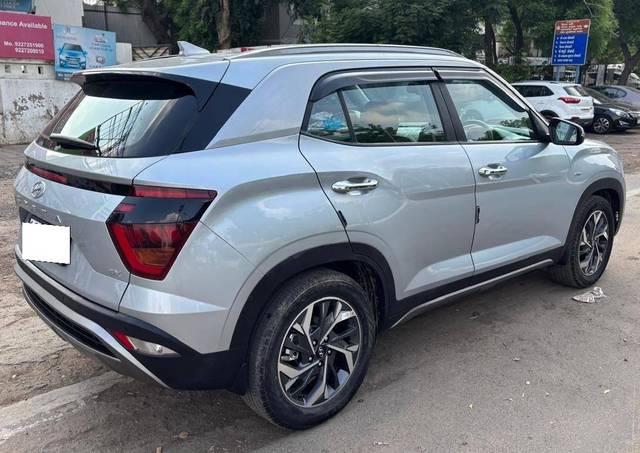 https://images10.gaadi.com/usedcar_image/4564817/original/processed_016959dd3bcdcb17f2c9e27b0d2fa569.jpg?imwidth=6402