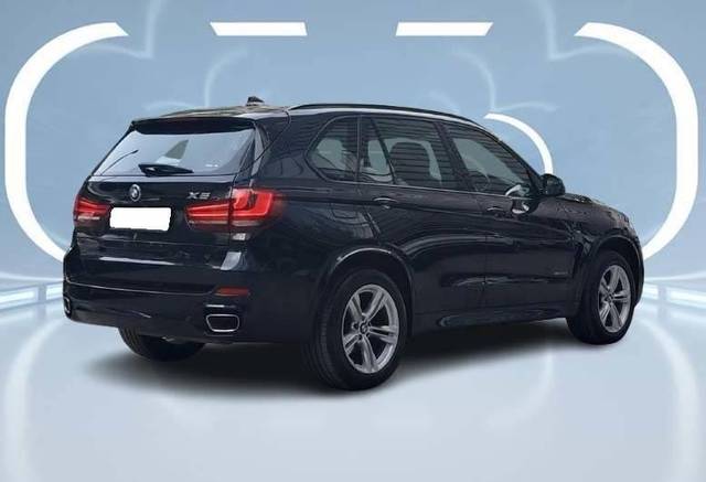 https://images10.gaadi.com/usedcar_image/4564818/original/processed_9372c6687cf6bff9ad76be020bc74093.jpeg?imwidth=6402