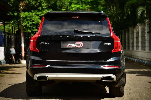 https://images10.gaadi.com/usedcar_image/4564827/original/processed_54f655ddb16574b29990b7e1b18dc531.jpg?imwidth=6402