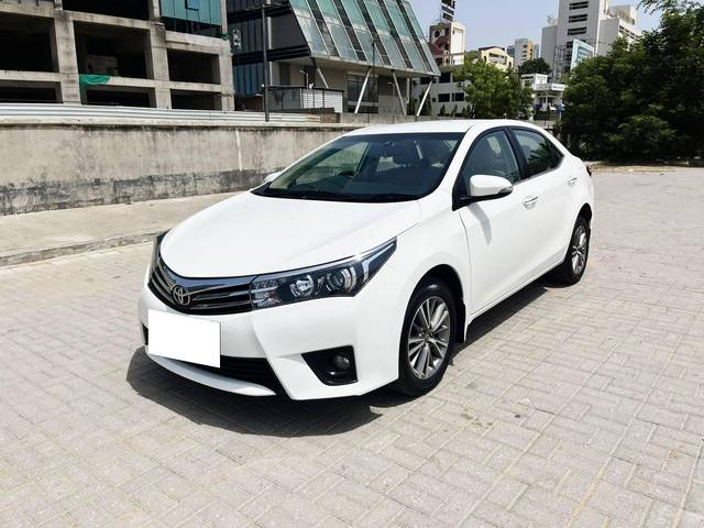 https://images10.gaadi.com/usedcar_image/4564828/original/processed_53f3d18b0ef235edbc7e1ac46ecc93eb.jpg?imwidth=6402