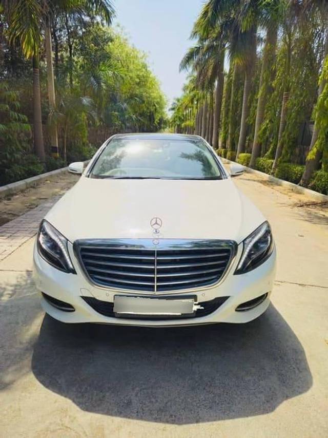 https://images10.gaadi.com/usedcar_image/4564830/original/processed_ec64570baaa14bd2fe9baa36a7518414.jpg?imwidth=6402