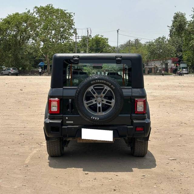 https://images10.gaadi.com/usedcar_image/4564867/original/processed_d6a927da3a7c42f306755425b53cede0.jpg?imwidth=6402