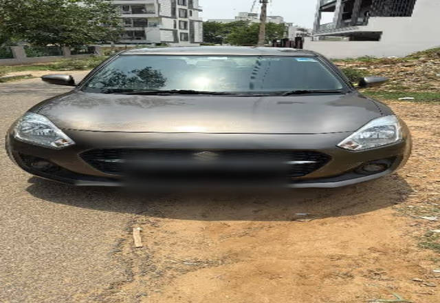 https://images10.gaadi.com/usedcar_image/4564869/original/d70af8fa-0134-4ddd-a08e-f28de1aa9420.?imwidth=6400