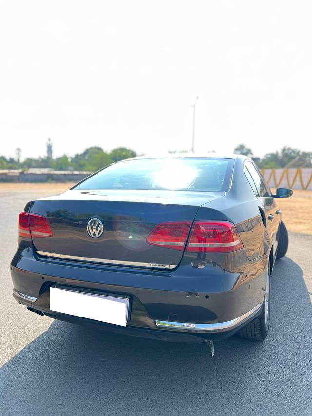 https://images10.gaadi.com/usedcar_image/4564875/original/processed_d3c69b3f96f45f7ba35a3fdbb84aa705.jpeg?imwidth=6402