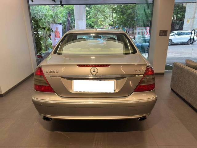 https://images10.gaadi.com/usedcar_image/4564878/original/processed_6708a976f285fb6bc5a1971eb0d80abd.jpeg?imwidth=6402