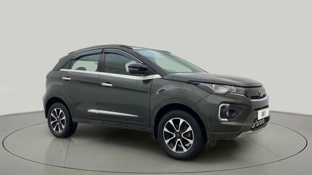 https://images10.gaadi.com/usedcar_image/4564880/original/e6e2c177bc39b06e8c630b92ef7ba725.jpg?imwidth=6400
