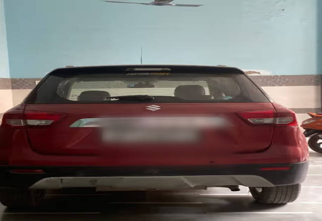 https://images10.gaadi.com/usedcar_image/4564887/original/9c62e127-8aff-47ff-afb9-cddfa23bf599.?imwidth=6402