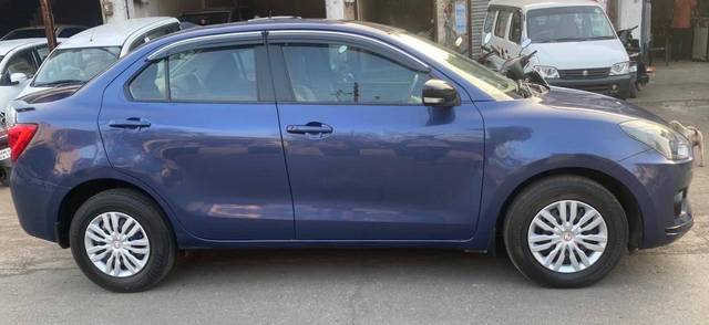 https://images10.gaadi.com/usedcar_image/4564894/original/processed_4c9cbc07-717b-42f5-8859-184b45215ccc.jpg?imwidth=6401