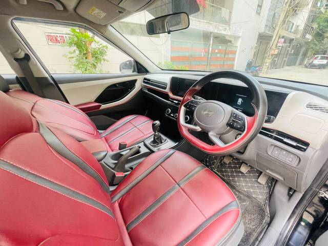 https://images10.gaadi.com/usedcar_image/4564934/original/081dbcd71139a83ba6d366a942aebb22.jpg?imwidth=6402