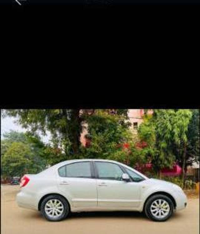 https://images10.gaadi.com/usedcar_image/4564939/original/processed_d5dd83fb-f055-4eb0-9845-34a848eb3aec.jpg?imwidth=6400