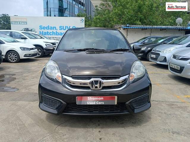https://images10.gaadi.com/usedcar_image/4564955/original/e83c234cfbc6b0595c083ebb9d0e1055.jpg?imwidth=6400
