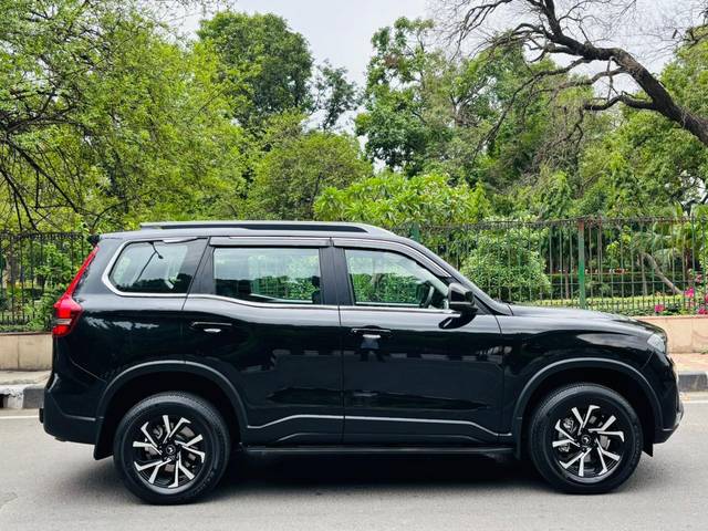 https://images10.gaadi.com/usedcar_image/4564956/original/processed_5bce59c9cb0678a31a7fb90871af28e7.jpg?imwidth=6401