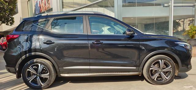https://images10.gaadi.com/usedcar_image/4564983/original/40ecfd7f355beb5850446ae912e67095.jpeg?imwidth=6401