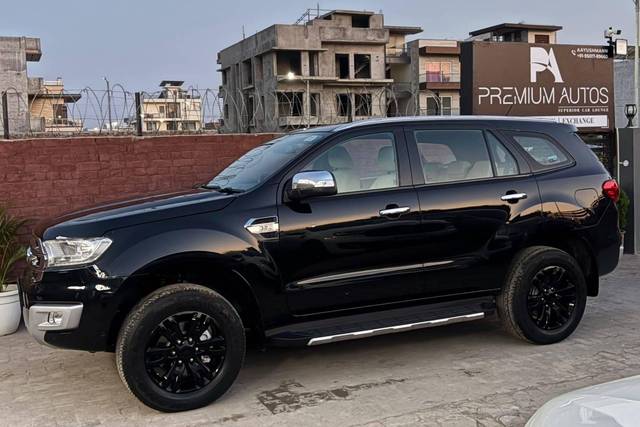 https://images10.gaadi.com/usedcar_image/4565068/original/processed_22b7623871def33e8017da2ca2438232.jpg?imwidth=6401
