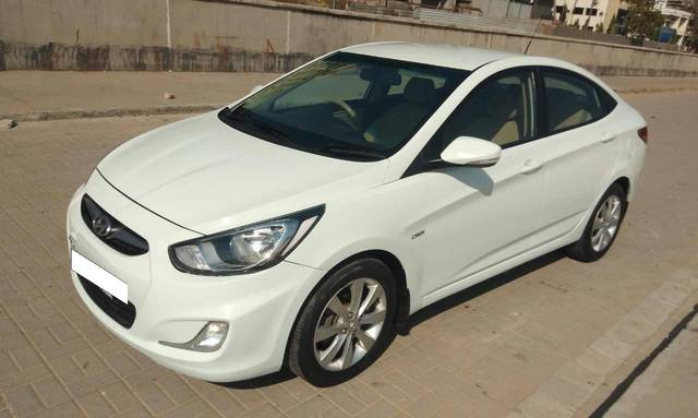 https://images10.gaadi.com/usedcar_image/4565085/original/processed_04bb1a11e6257b9c2beb26459d827b70.jpg?imwidth=6400