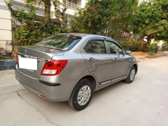 https://images10.gaadi.com/usedcar_image/4565088/original/processed_407750dfa5a57a46e406d3f861589a76.jpg?imwidth=6402