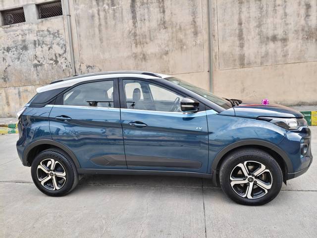 https://images10.gaadi.com/usedcar_image/4565089/original/processed_669790146ed3a78a92ecfb950c66b7ed.jpg?imwidth=6401
