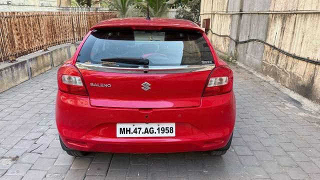 https://images10.gaadi.com/usedcar_image/4565094/original/processed_2d49c6c88882bebafc0d2bf9d556b558.jpeg?imwidth=6402