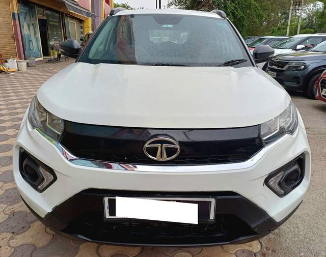 https://images10.gaadi.com/usedcar_image/4565095/original/processed_5906ebf199b9cb7154a2d9d530d991ea.jpg?imwidth=6402