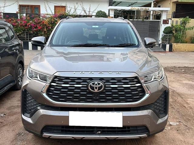 https://images10.gaadi.com/usedcar_image/4565140/original/processed_8c57e474c7e34a78a1e4c6861a37bf7d.jpg?imwidth=6400