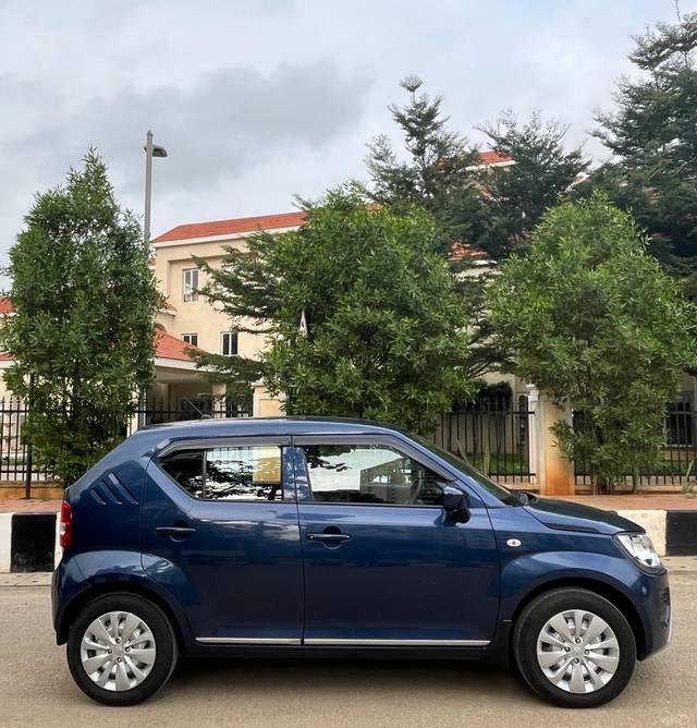 https://images10.gaadi.com/usedcar_image/4565144/original/f6447cf0914c1d1400703e00fc49e68d.jpg?imwidth=6401