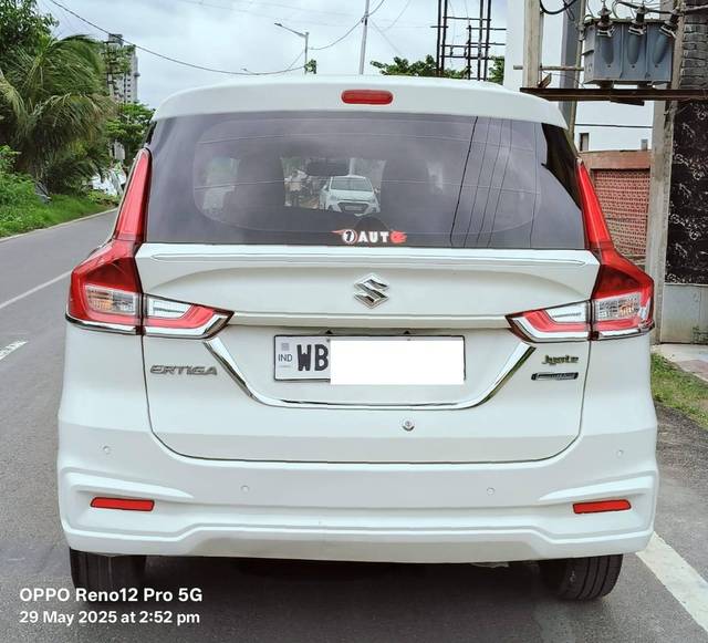 https://images10.gaadi.com/usedcar_image/4565154/original/processed_56d2eba78994fbf7f0070cfd9eacd5a2.jpg?imwidth=6402