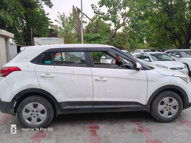 https://images10.gaadi.com/usedcar_image/4565199/original/processed_f8ee0e600e68423fb4821dbbb65307a7.jpg?imwidth=6401