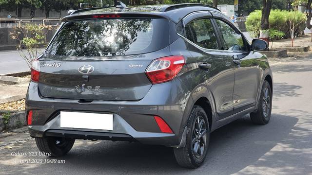 https://images10.gaadi.com/usedcar_image/4565205/original/processed_9aa306907e4bc16a8f952042063696f6.jpg?imwidth=6402