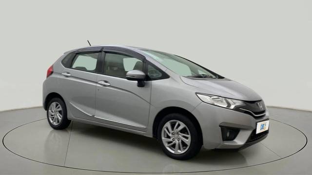 https://images10.gaadi.com/usedcar_image/4565238/original/1feb9d4a15ebef38a83b0dee323648c2.jpg?imwidth=6400