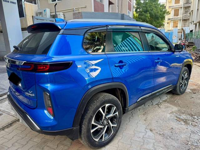 https://images10.gaadi.com/usedcar_image/4565264/original/processed_58a40cd09cd08bf6ef31d3d97b090424.jpg?imwidth=6401