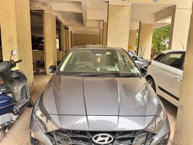 https://images10.gaadi.com/usedcar_image/4565307/original/processed_da71655c-6e2b-4c91-8471-bb0fa84fe754.jpeg?imwidth=6401