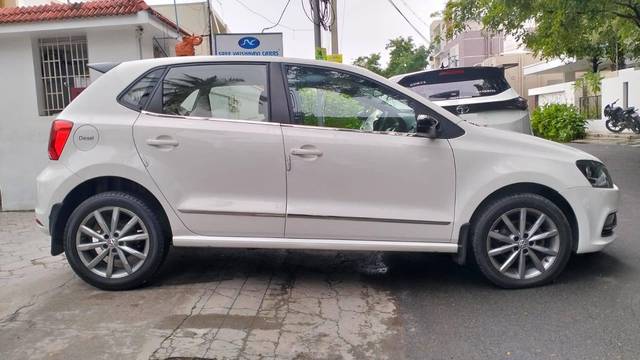 https://images10.gaadi.com/usedcar_image/4565310/original/processed_bc846c67321d63b251e471153f90625a.jpeg?imwidth=6401