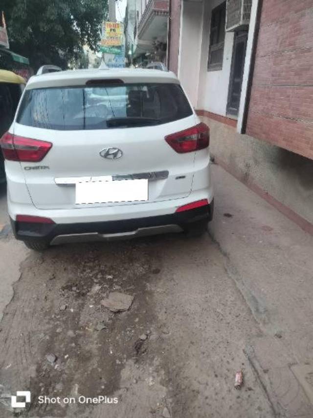 https://images10.gaadi.com/usedcar_image/4565317/original/processed_04bfcf85-94e9-4aba-9e2b-b19862661c12.jpg?imwidth=6401