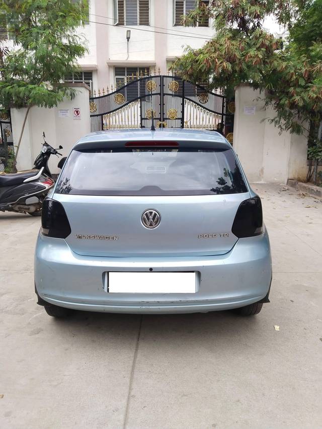 https://images10.gaadi.com/usedcar_image/4565359/original/processed_99342dbddd5ba1eb102dce4fc1bdc5c8.jpg?imwidth=6402