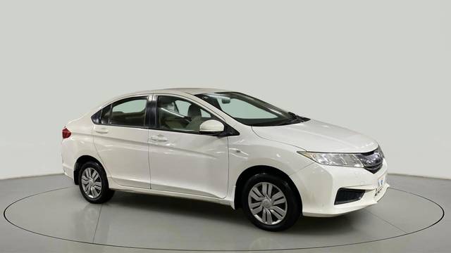 https://images10.gaadi.com/usedcar_image/4565397/original/78be5f0b48622e3901451ab5a4c7925a.jpg?imwidth=6400