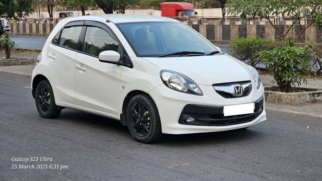https://images10.gaadi.com/usedcar_image/4565401/original/processed_d8c99daec6545c8fd64069bbb0da9443.jpg?imwidth=6400