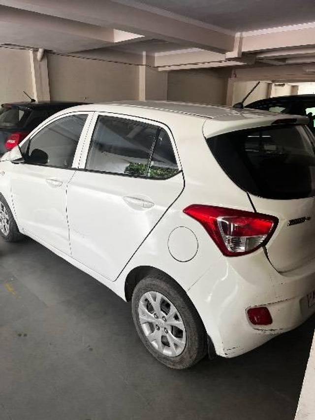 https://images10.gaadi.com/usedcar_image/4565453/original/processed_2e560343-f64a-460d-805c-cba5285357c3.jpeg?imwidth=6400