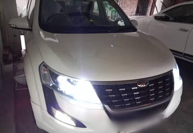 https://images10.gaadi.com/usedcar_image/4565468/original/f1d52b58-a934-48f0-abe7-0a1ae100503b.?imwidth=6400