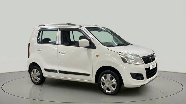 https://images10.gaadi.com/usedcar_image/4565474/original/db59b045bb536b189abce9f01556ee2f.jpg?imwidth=6400