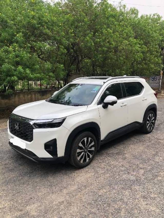 https://images10.gaadi.com/usedcar_image/4565497/original/processed_80d428f6-a089-4c29-8a2a-5c7a4a559d09.jpg?imwidth=6401