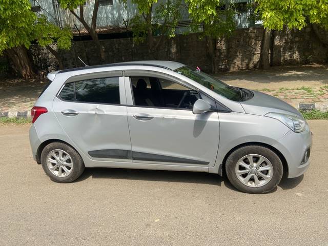 https://images10.gaadi.com/usedcar_image/4565516/original/649a56f1-3ee0-4803-9641-1c2ea305cc79.jpg?imwidth=6401