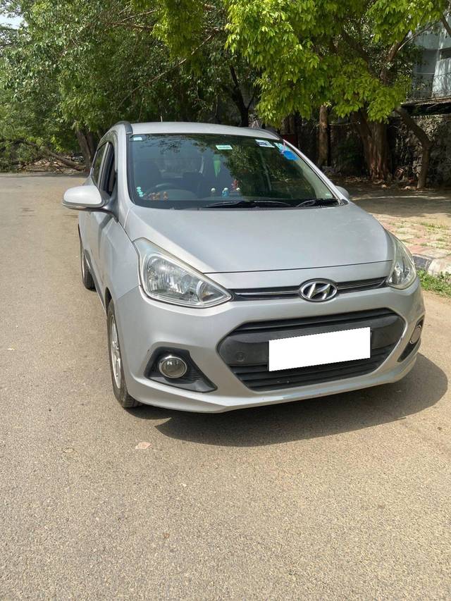 https://images10.gaadi.com/usedcar_image/4565516/original/processed_aad5b0bc-df1a-4d22-a4e6-2dfcdba52362.jpg?imwidth=6400
