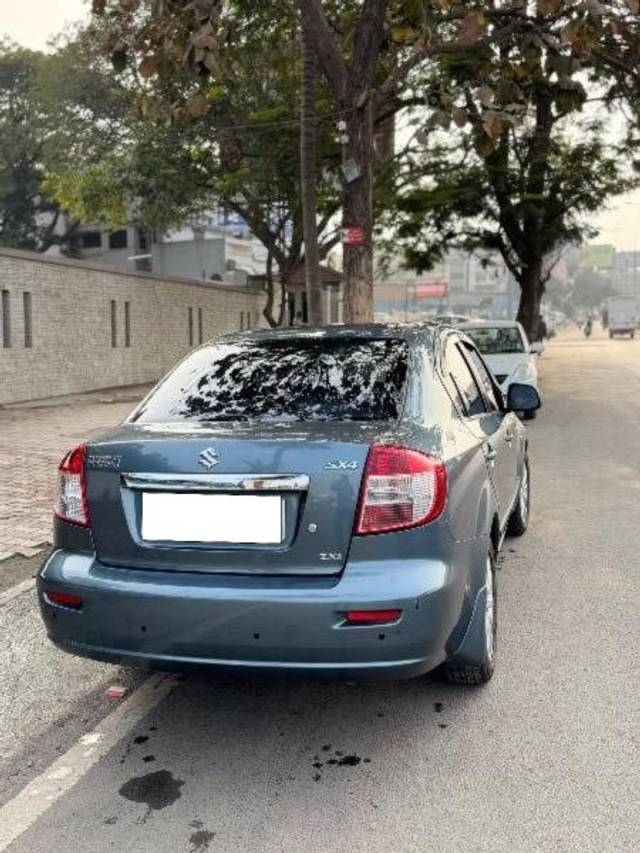 https://images10.gaadi.com/usedcar_image/4565529/original/processed_ff60c1a7-5387-4154-aa76-1cb39d143843.jpeg?imwidth=6401