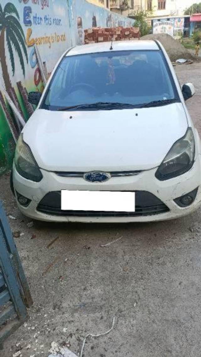 https://images10.gaadi.com/usedcar_image/4565541/original/processed_41fd18ec-f1e8-4075-819a-b0a73e978b15.jpg?imwidth=6400