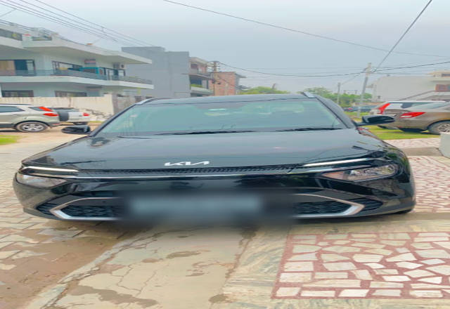 https://images10.gaadi.com/usedcar_image/4565583/original/8eaa1f6b-8919-4e4e-8059-966403e5740a.?imwidth=6400