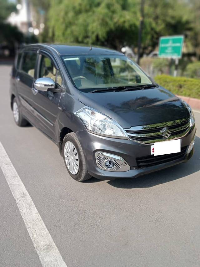 https://images10.gaadi.com/usedcar_image/4565654/original/processed_feabf8223a08c0b7fcf47e8858a65804.jpg?imwidth=6400