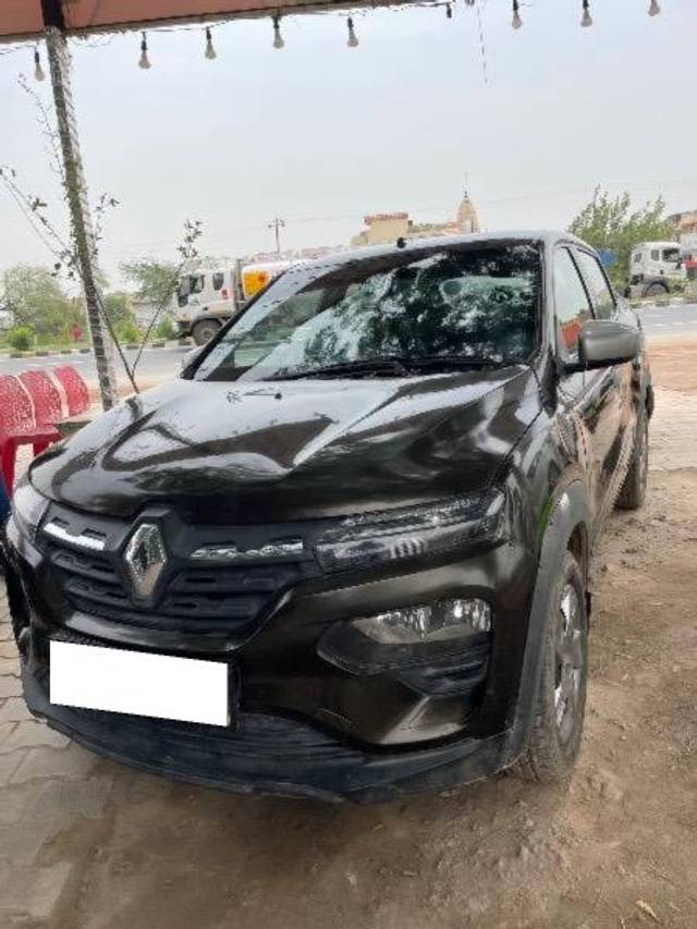 https://images10.gaadi.com/usedcar_image/4565673/original/processed_f033e4b8-9f4c-44e6-9379-0e0508a97f44.jpeg?imwidth=6402